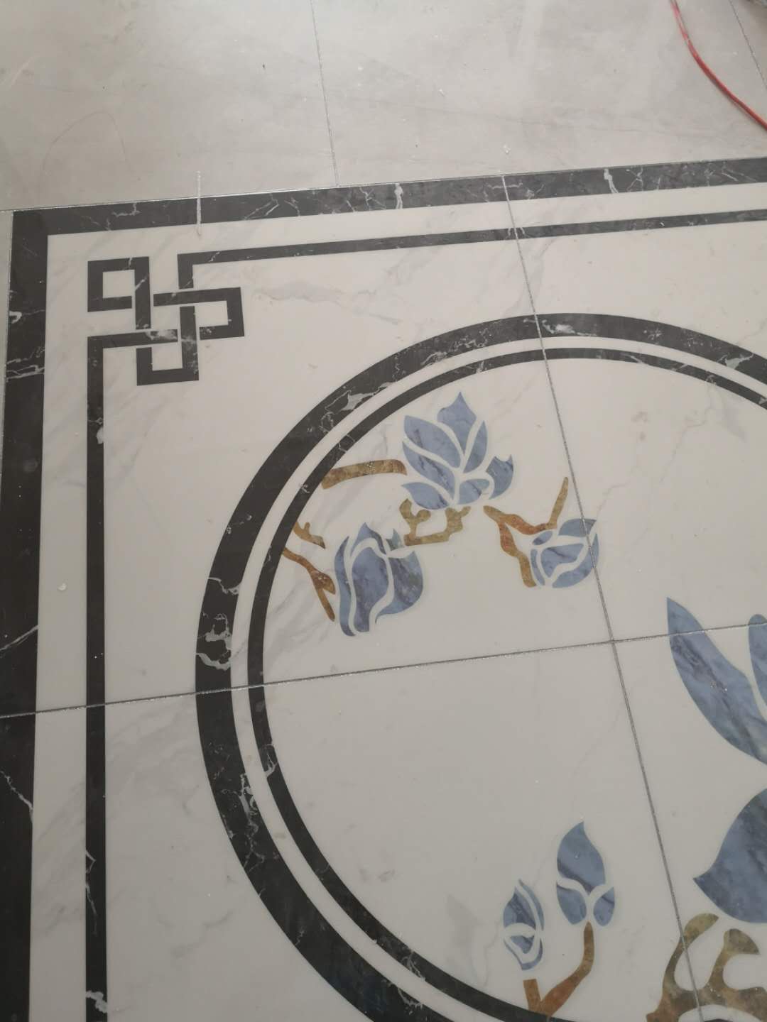 瓷磚美縫劑價格相差這么大的區別點在哪里?(圖1) 瓷磚美縫劑價格相差這么大的區別點在哪里?(圖1)